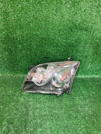 Frontscheinwerfer Toyota Avensis 8117005240 Links Scheinwerfer Headlight