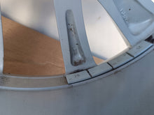 Load image into Gallery viewer, 1x Alufelge 19 Zoll 9.0&quot; 5x120 42ET 6854678 BMW Rim Wheel