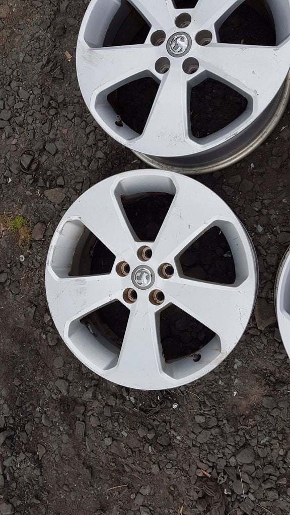 4x Alufelge 17 Zoll 7.0" 5x105 38ET GGC11027 Opel Zafira C Rim Wheel FEL5898561622rl