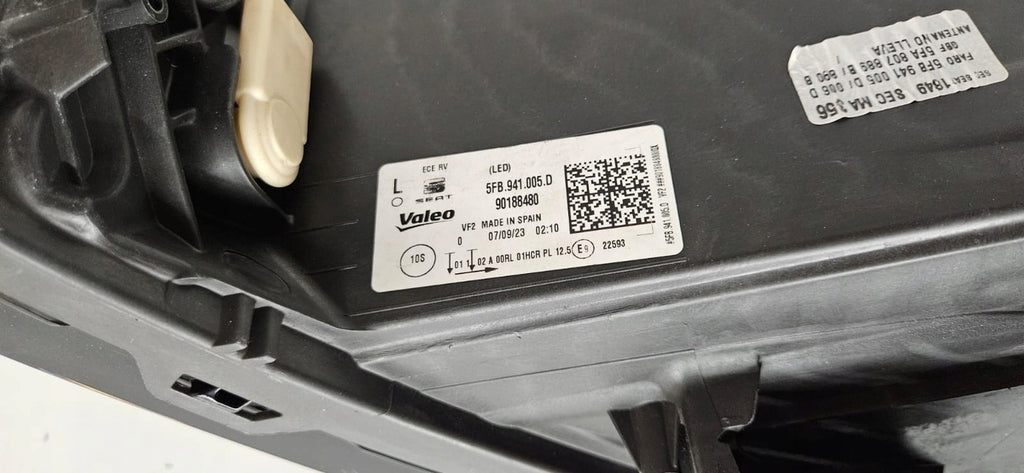 Frontscheinwerfer Seat Leon 5FB941005D LED Ein Stück (Rechts oder Links)