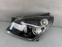 Laden Sie das Bild in den Galerie-Viewer, Frontscheinwerfer Opel Astra H 103419012228 Xenon Links Scheinwerfer Headlight SCH8430492501un