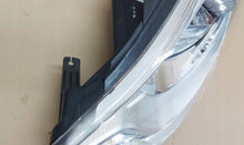 Laden Sie das Bild in den Galerie-Viewer, Frontscheinwerfer Hyundai I10 Links Scheinwerfer Headlight SCH5167402535oh