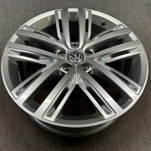 Laden Sie das Bild in den Galerie-Viewer, 4x Alufelge 19 Zoll 7.0" 5x112 43ET Glanz Silber 5NA601025N VW Tiguan Rim Wheel FEL6684127630vh