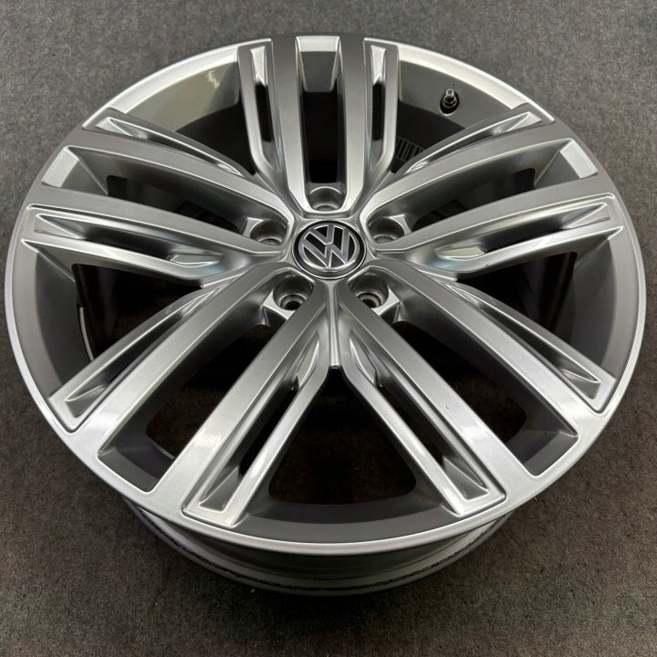 4x Alufelge 19 Zoll 7.0" 5x112 43ET Glanz Silber 5NA601025N VW Tiguan Rim Wheel FEL6684127630vh
