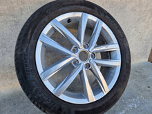 Load image into Gallery viewer, 1x Alufelge 17 Zoll 6.5" 5x112 2K5601025N VW Caddy V Rim Wheel FEL9696790245co