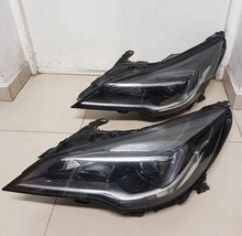 Laden Sie das Bild in den Galerie-Viewer, Frontscheinwerfer Opel Astra K 39047198 Links Scheinwerfer Headlight SCH5653933011bk