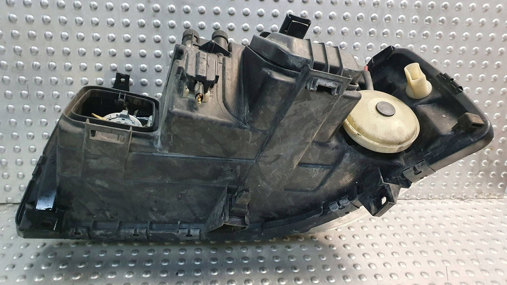 Frontscheinwerfer Audi V8 441941004B Rechts Scheinwerfer Headlight