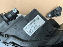 Laden Sie das Bild in den Galerie-Viewer, Frontscheinwerfer Peugeot II 208 9855524680 LED Links Scheinwerfer Headlight SCH5412735012lr