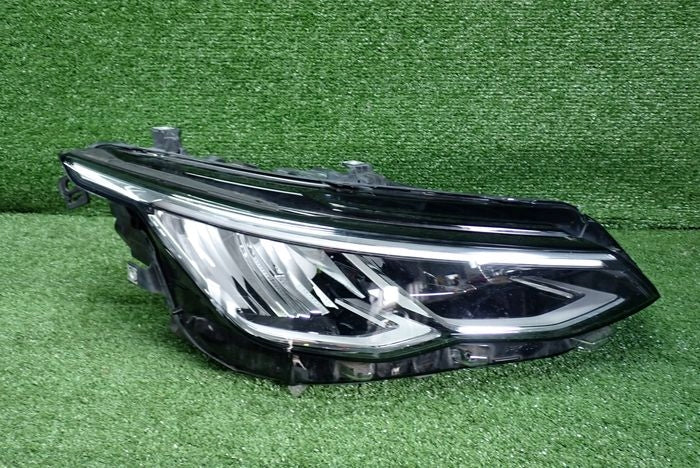 Frontscheinwerfer VW Golf VIII 90150891 Rechts Scheinwerfer Headlight SCH2681120302me