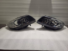 Laden Sie das Bild in den Galerie-Viewer, Frontscheinwerfer BMW 3 E90 69427379 Ein Satz Scheinwerfer Headlight SCH9507740467na