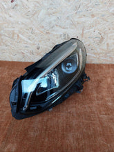 Laden Sie das Bild in den Galerie-Viewer, Frontscheinwerfer Mercedes-Benz W246 A2469066101 LED Links Headlight