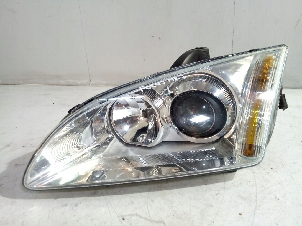 Frontscheinwerfer Ford Focus 4M5113W030GB Links Scheinwerfer Headlight