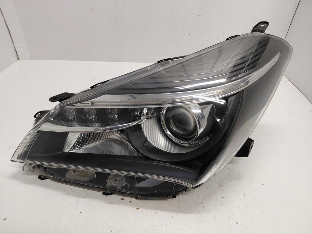 Frontscheinwerfer Toyota Yaris Links Scheinwerfer Headlight SCH3752259304nl