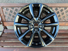 Laden Sie das Bild in den Galerie-Viewer, 1x Alufelge 18 Zoll 7.0" 5x114.3 45ET Glanz Schwarz 9965657080 Mazda 3 Rim Wheel FEL3852772700ax