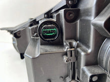 Load image into Gallery viewer, Frontscheinwerfer Hyundai Tucson 92102-D7700 Rechts Scheinwerfer Headlight SCH6397318958cq