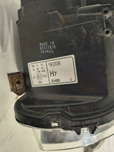 Laden Sie das Bild in den Galerie-Viewer, Frontscheinwerfer BMW 1 E81 E87 20-A650 Links Scheinwerfer Headlight SCH5701195632bi