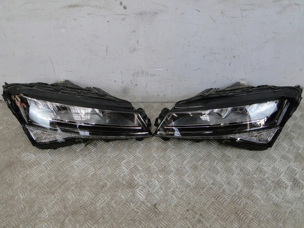 Frontscheinwerfer Skoda Superb III 3V1941016C 3V1941015C LED Ein Satz Headlight
