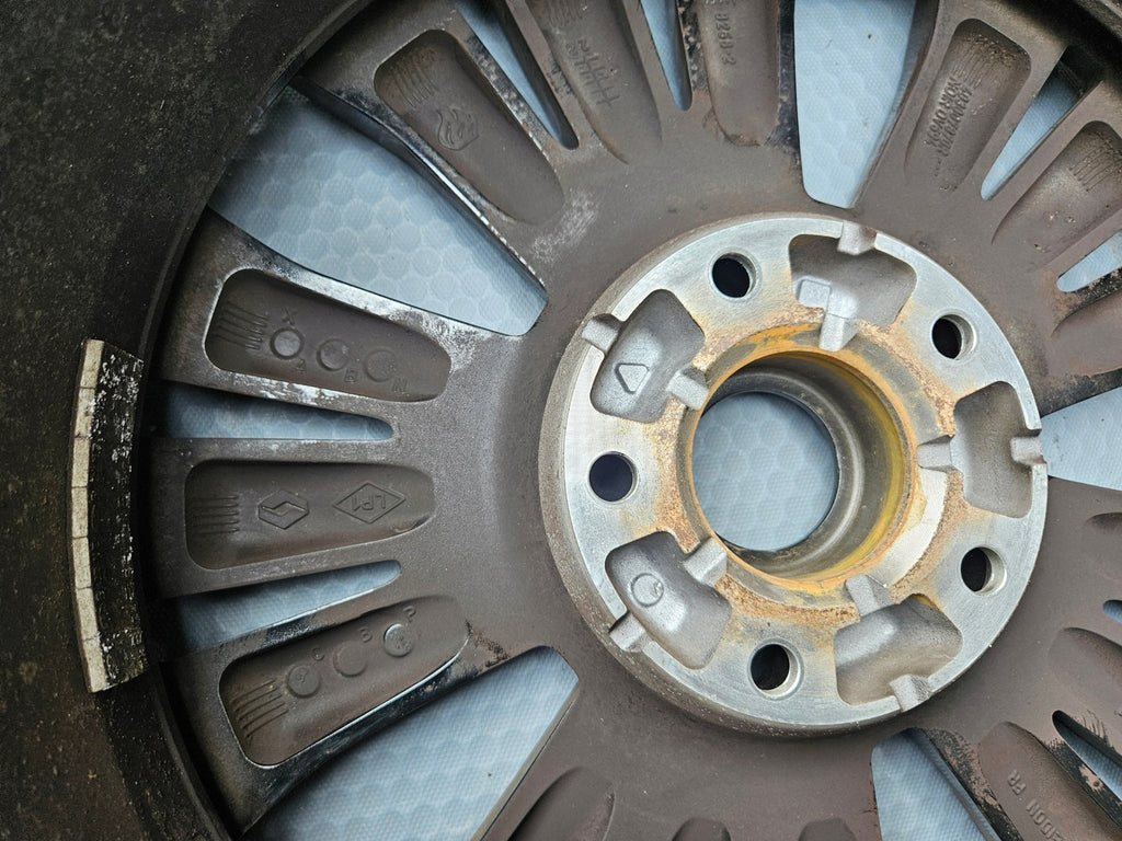 1x Alufelge 16 Zoll 6.5" 5x114.3 44ET Glanz Schwarz 403007870R Renault Rim Wheel