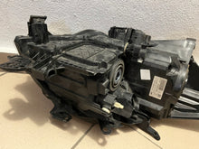 Load image into Gallery viewer, Frontscheinwerfer Toyota Auris 81170-02460 Links Scheinwerfer Headlight SCH8498936129gl