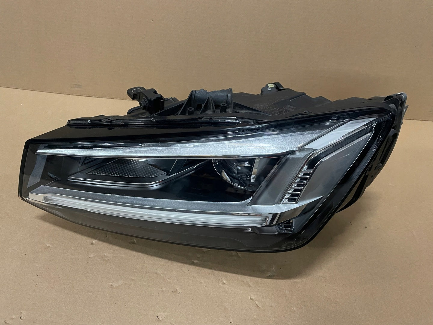 Frontscheinwerfer Audi Q2 81A941033 Full LED Links Scheinwerfer Headlight SCH5135528427sh