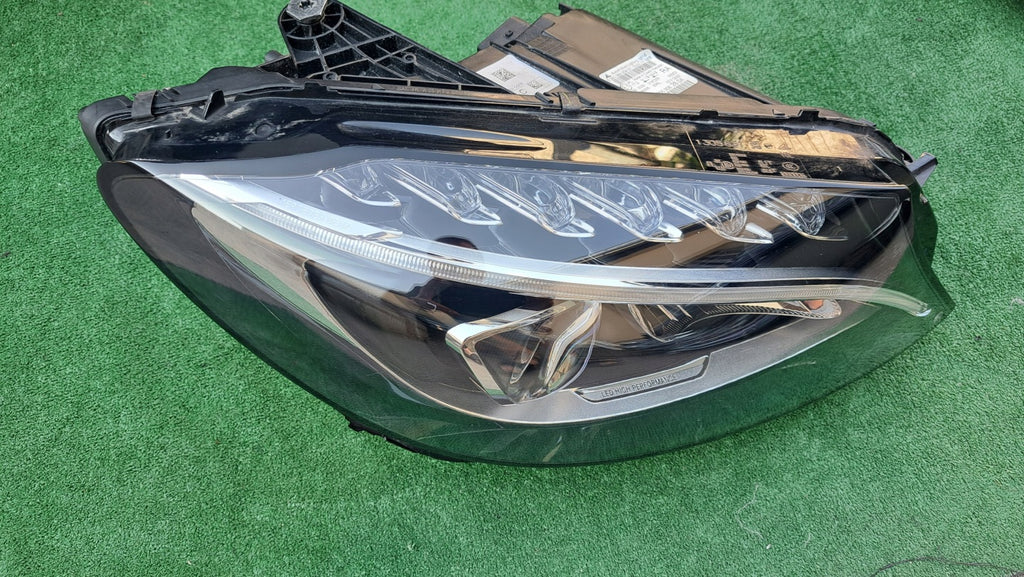 Frontscheinwerfer Mercedes-Benz W205 A2059062604 LED Rechts Headlight SCH1370385213ln