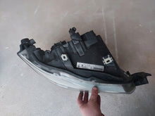 Laden Sie das Bild in den Galerie-Viewer, Frontscheinwerfer BMW E91 E90 7202582 Rechts Scheinwerfer Headlight SCH8816816234ts