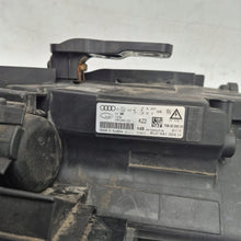 Laden Sie das Bild in den Galerie-Viewer, Frontscheinwerfer Audi Q3 8U0941004H Xenon Rechts Scheinwerfer Headlight