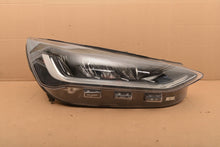 Laden Sie das Bild in den Galerie-Viewer, Frontscheinwerfer Ford Focus NX7B-13E014-CF Rechts Scheinwerfer Headlight SCH1054446504mg