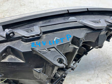 Load image into Gallery viewer, Frontscheinwerfer Toyota V OYT19975 LED Rechts Scheinwerfer Headlight SCH2123326949dt