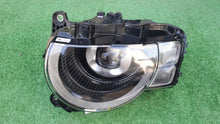 Laden Sie das Bild in den Galerie-Viewer, Frontscheinwerfer Land Rover Defender L8B2-13W030-FF FULL LED Links Headlight