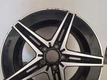 Laden Sie das Bild in den Galerie-Viewer, 1x Alufelge 18 Zoll 8.0" 5x112 58ET A2064016600 Mercedes-Benz W206 Rim Wheel FEL6378263630hm