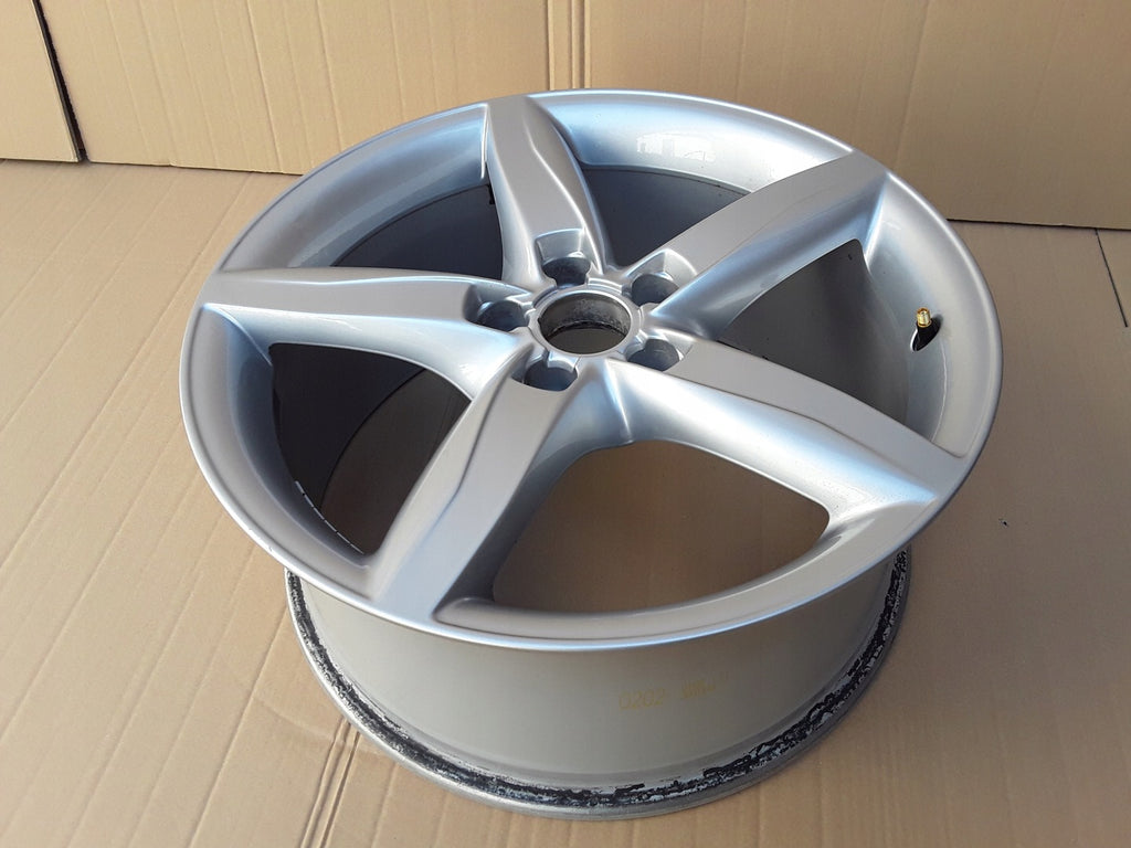 1x Alufelge 18 Zoll 8.0" 5x112 47ET Glanz Silber 8K0601025CD Audi A4 B8