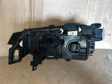 Laden Sie das Bild in den Galerie-Viewer, Frontscheinwerfer VW Id.4 11B941036G LED Rechts Scheinwerfer Headlight