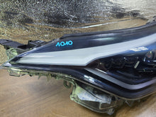 Load image into Gallery viewer, Frontscheinwerfer Toyota Chr 81150-YP281-00 Links Scheinwerfer Headlight SCH9506107676ms