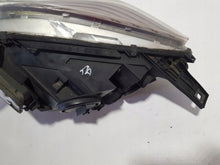 Laden Sie das Bild in den Galerie-Viewer, Frontscheinwerfer Mercedes-Benz W251 A2518203861 Xenon Rechts Headlight