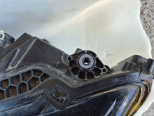 Load image into Gallery viewer, Frontscheinwerfer Skoda Superb III 3V1941016D LED Ein Stück (Rechts oder Links)