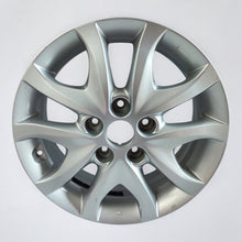 Laden Sie das Bild in den Galerie-Viewer, 1x Alufelge 16 Zoll 6.0&quot; 4x114.3 50ET 529102L260 Hyundai Elantra Rim Wheel