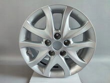 Laden Sie das Bild in den Galerie-Viewer, 1x Alufelge 16 Zoll 6.0&quot; 4x114.3 50ET 529102L260 Hyundai Elantra Rim Wheel