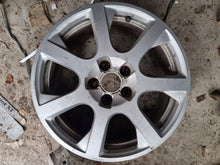 Load image into Gallery viewer, 1x Alufelge 17 Zoll 8.0&quot; 5x112 39ET Glanz Silber 8R0601025 Audi Rim Wheel