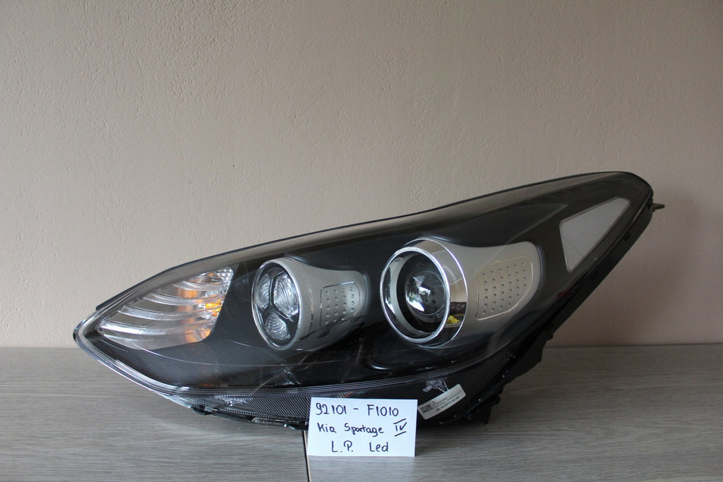 Frontscheinwerfer Kia Sportage IV 92101-F1010 Links Scheinwerfer Headlight SCH8883213060ww