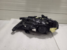 Laden Sie das Bild in den Galerie-Viewer, Frontscheinwerfer Audi A1 82A941033D LED Links Scheinwerfer Headlight SCH1467663493fx