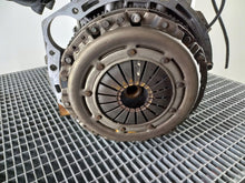 Laden Sie das Bild in den Galerie-Viewer, Motor Kia Carens III G4KA 2.0 144PS 106kW 2007 Benzin Engine Unkomplett