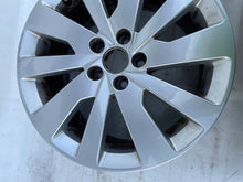 Load image into Gallery viewer, 1x Alufelge 16 Zoll 7.0&quot; 5x100 46ET 6JA601025 Seat Toledo Iv Rim Wheel