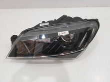 Laden Sie das Bild in den Galerie-Viewer, Frontscheinwerfer Skoda Superb III 3V1941015B Ein Stück (Rechts oder Links)