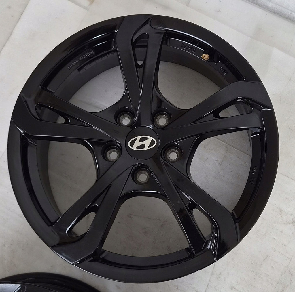 4x Alufelge 17 Zoll 7.0" 5x114.3 47ET KBA51674 Hyundai Kona Rim Wheel FEL7185522049cr