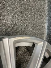 Load image into Gallery viewer, 1x Alufelge 20 Zoll 9.0" 5x108 38 5ET Glanz Silber 31362277 Volvo Xc90 I Xc60 Ii FEL2727472703fx