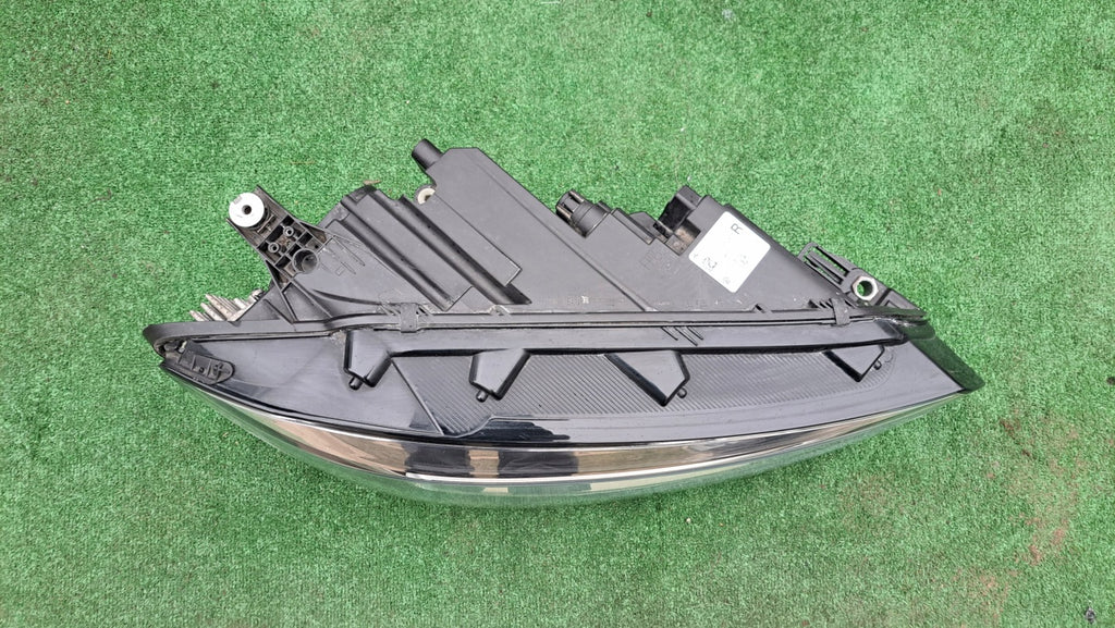Frontscheinwerfer VW Touran 5TB941082A LED Rechts Scheinwerfer Headlight SCH3109538681ea