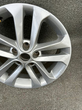 Laden Sie das Bild in den Galerie-Viewer, 1x Alufelge 17 Zoll 7.0" 5x114.3 1KK2BSP38 Nissan Juke F15 Rim Wheel FEL4522202867vy