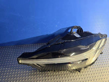 Load image into Gallery viewer, Frontscheinwerfer Volvo Xc60 II 32338976 Full LED Ein Stück (Rechts oder Links) SCH5510210911ui