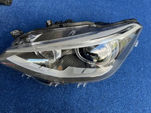 Load image into Gallery viewer, Frontscheinwerfer BMW 1 F20 A9722967710 A8722967807 Xenon Ein Satz Headlight SCH2089755839ri